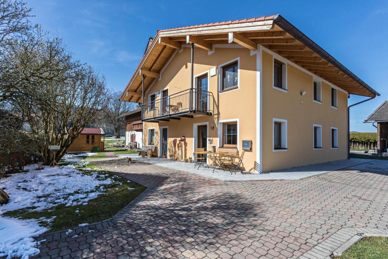 Ferienwohnung Rupertiwinkl Teisendorf Dış mekan fotoğraf